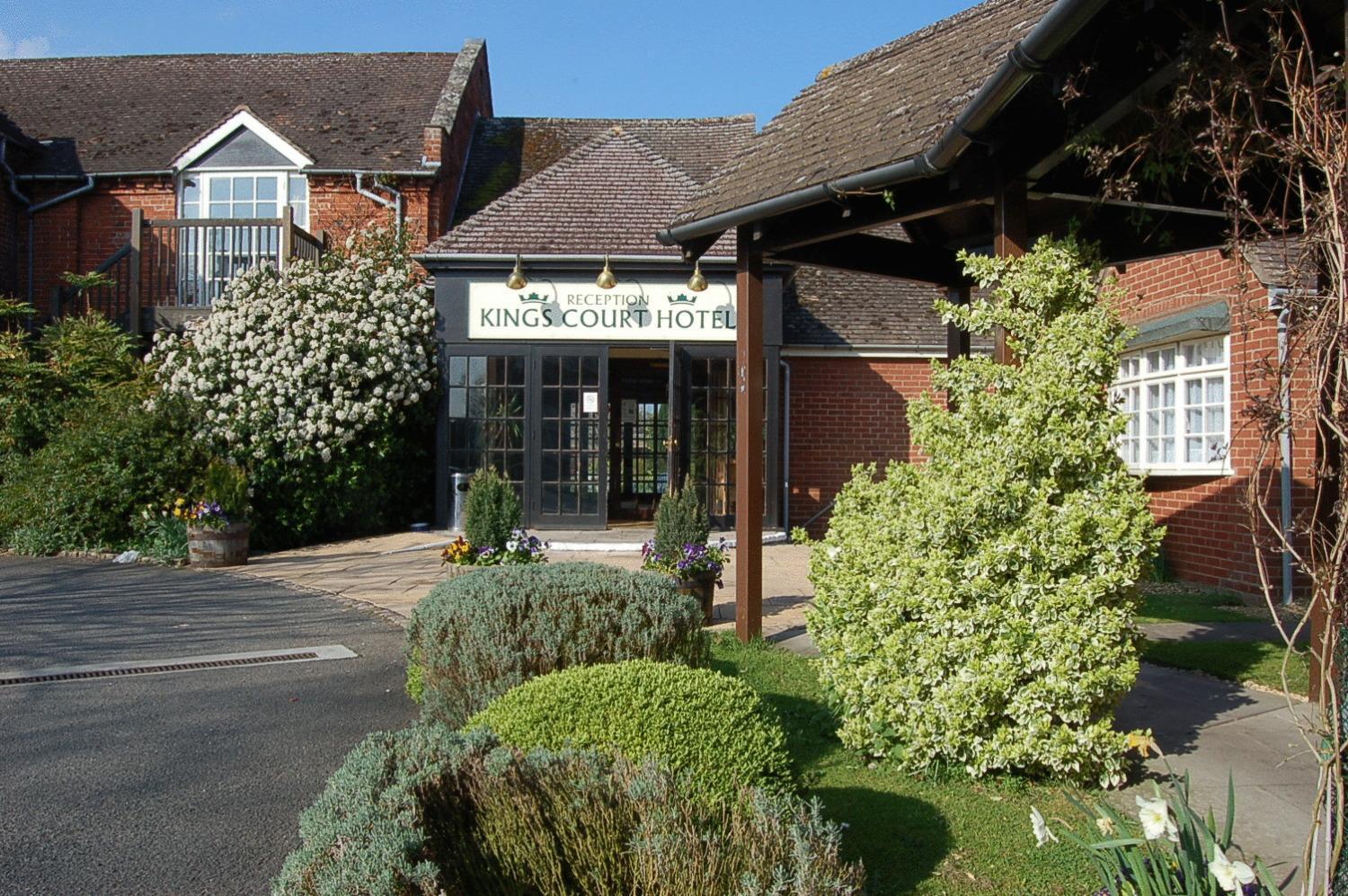 Kings Court Hotel Alcester Zewnętrze zdjęcie